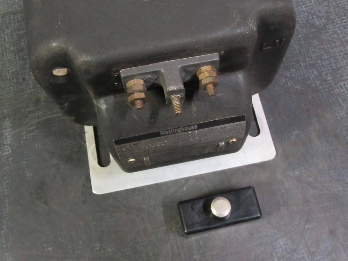 Used .6KVA WESTINGHOUSE POTENTIAL TRANSFORMER STYLE 254A483G02 288/500Y 2.4:1 RATIO