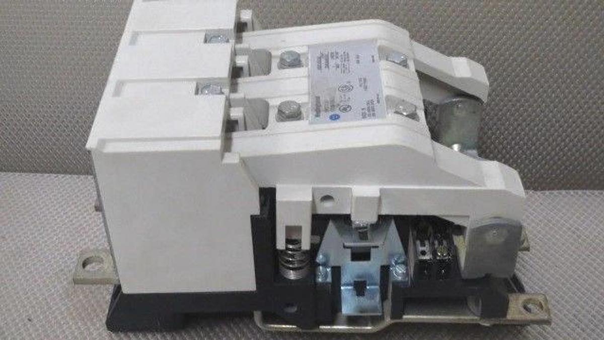 Used WESTINGHOUSE MOTOR CONTROL STARTER SIZE 5 270/300 AMP 600 VAC MODEL A201K5CAC