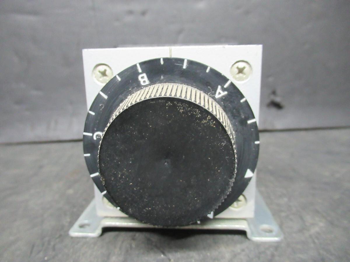 Used AGASTAT TIME DELAY RELAY 2-20 SECONDS 7032CC 24 VDC VOIL 600 VAC 10 AMP