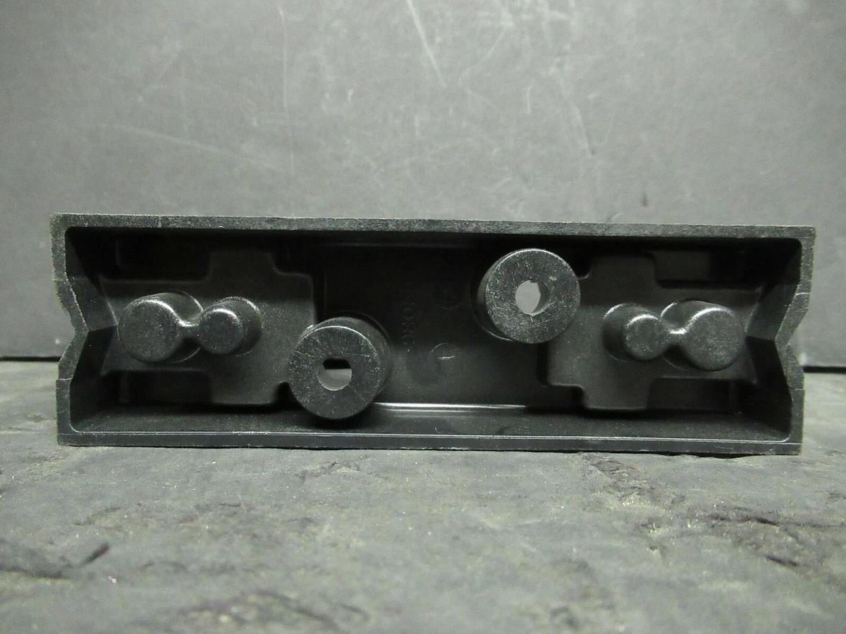 Used (2) LITTELFUSE FUSE LUG SET LR25060-1C 250 VOLTS 60 AMP **WARRANTY INCLUDED!**