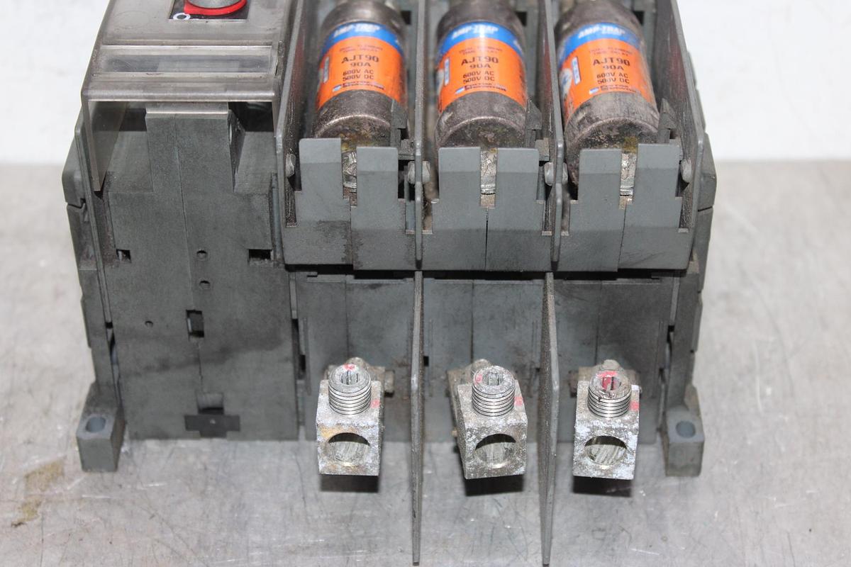 Used ROBERT SHAW GARD-PAK III PRESSURE CONTROLLER MC20-1101 120 VAC 300 VA