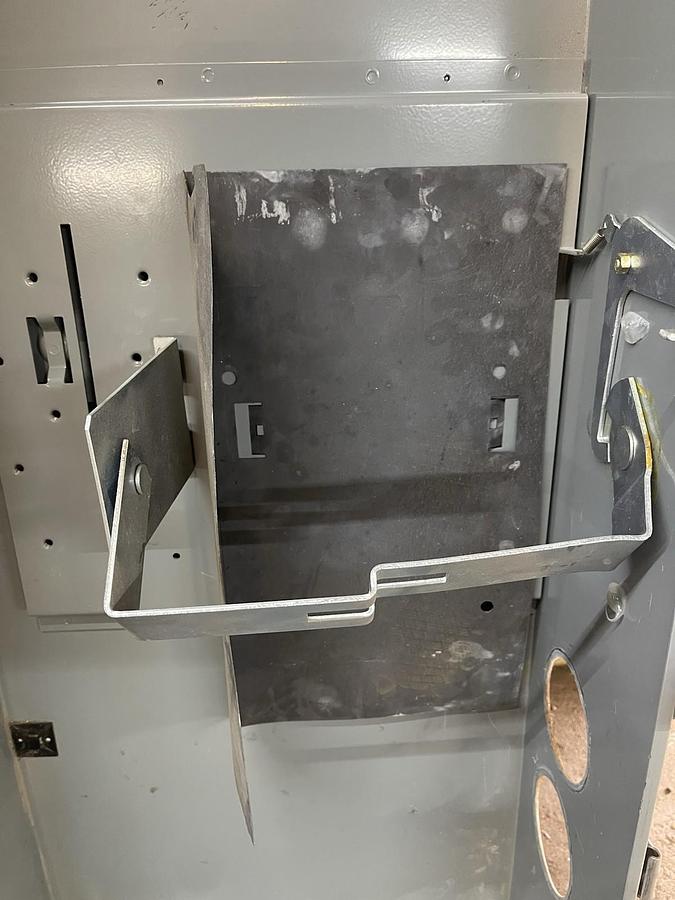 Used SQUARE D CIRCUIT BREAKER ENCLOSURE P1200AWK NEMA 3R, 5, 12 1200 AMP
