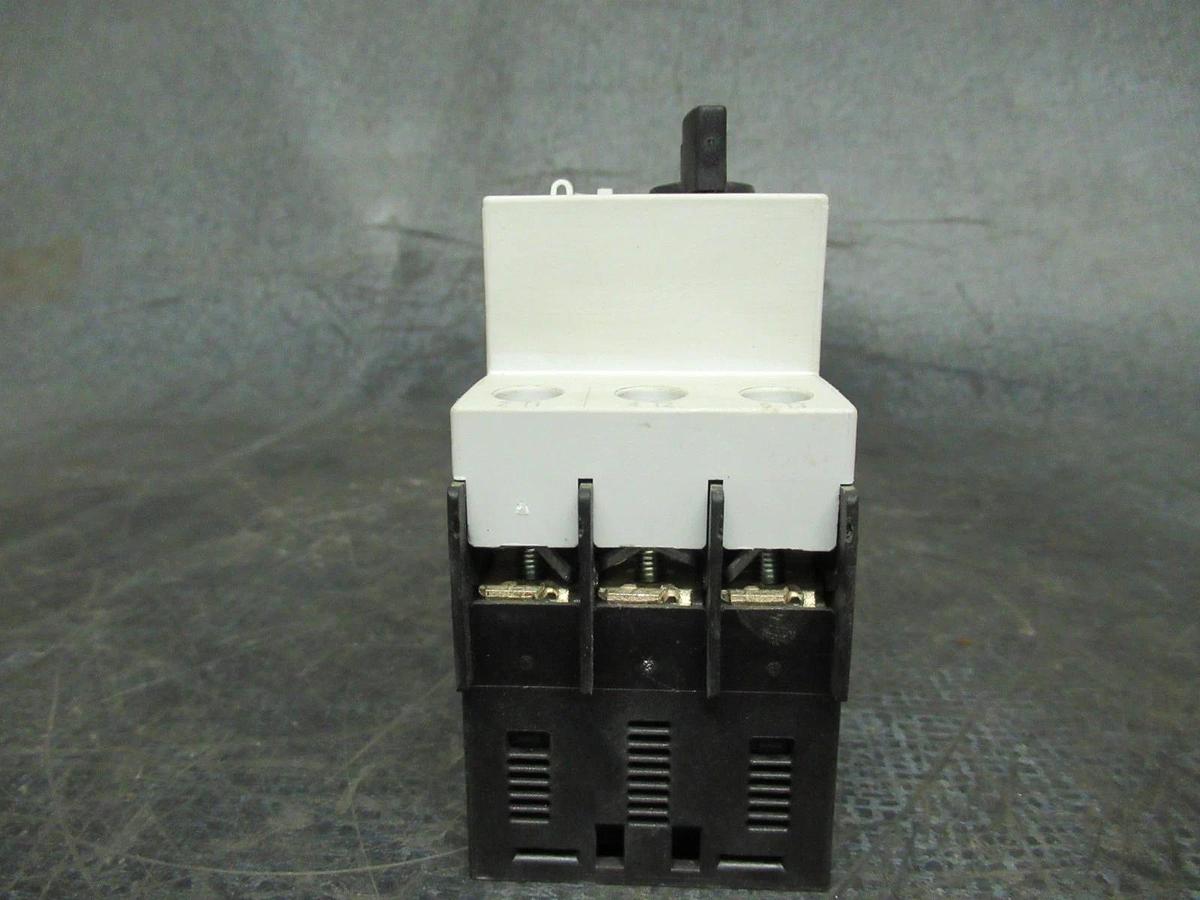 Used SIEMENS MANUAL MOTOR STARTER 3RV1021-4BA10 600V 20HP 20A **WARRANTY INCLUDED**