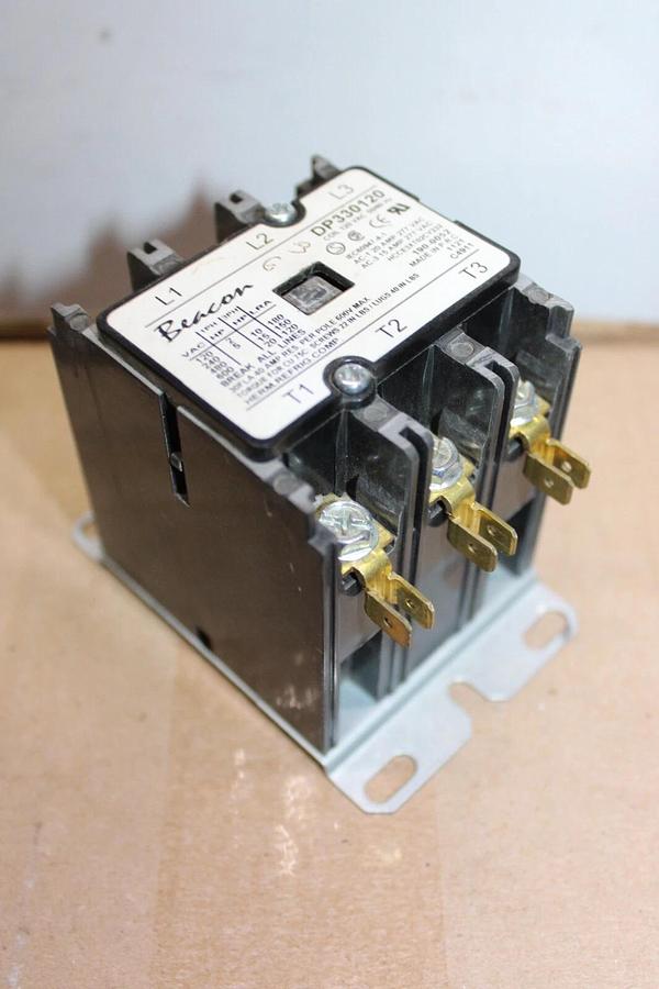 Used BEACON CONTACTOR DP330120 30 AMP 600 VAC 3-POLE 20 HP COIL: 120V