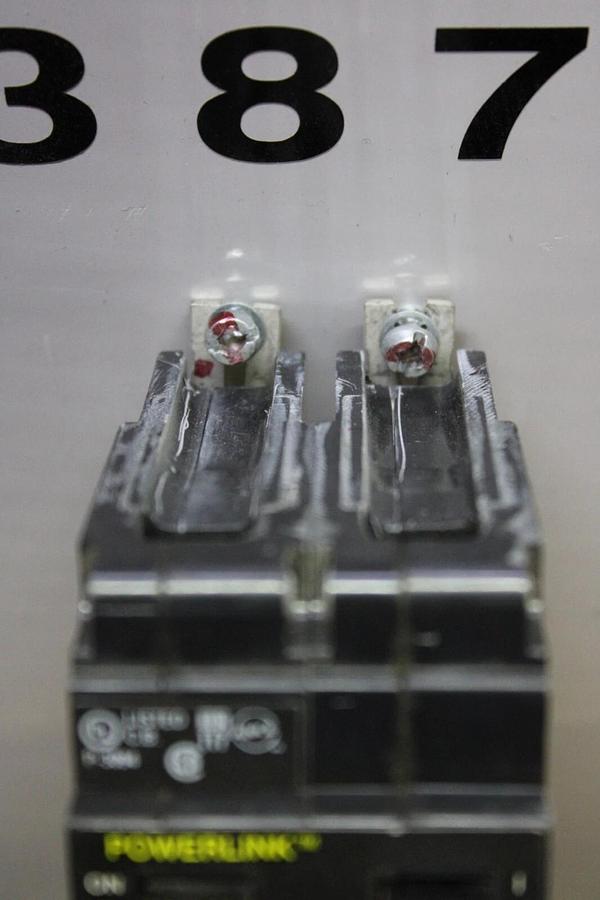 Used SQUARE D POWERLINK CIRCUIT BREAKER ECB24020G3 20 AMP 480/277 VAC 2-POLE