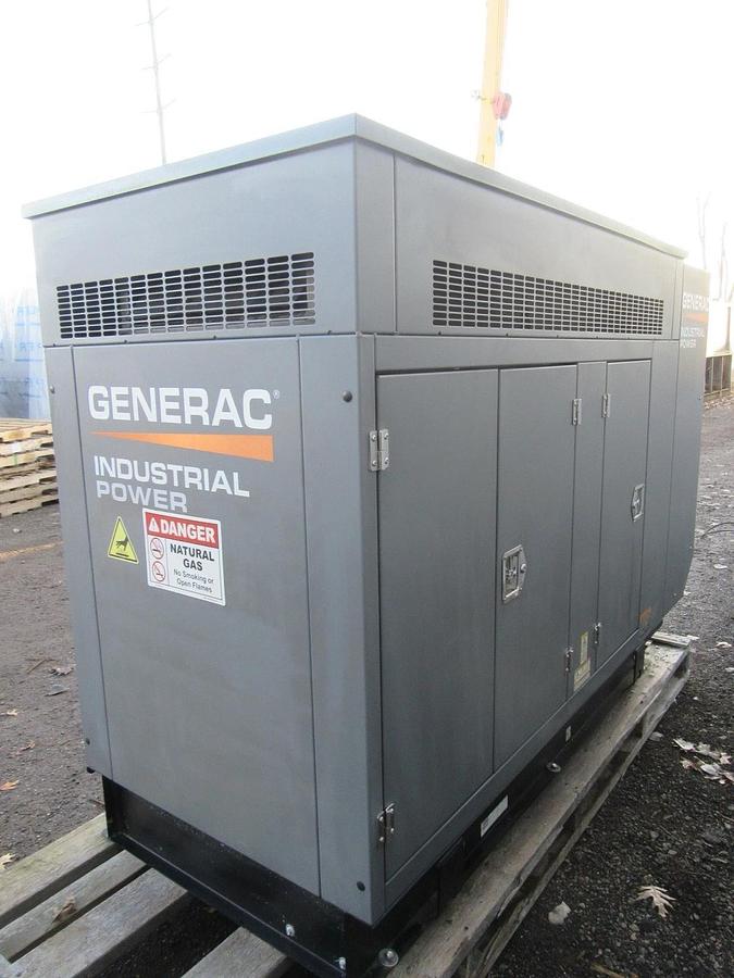 Used 35 KW GENERATOR GENERAC NAT GAS LP PROPANE 120/240 V 1 PH 40KW 2015 133 HRS 30KW