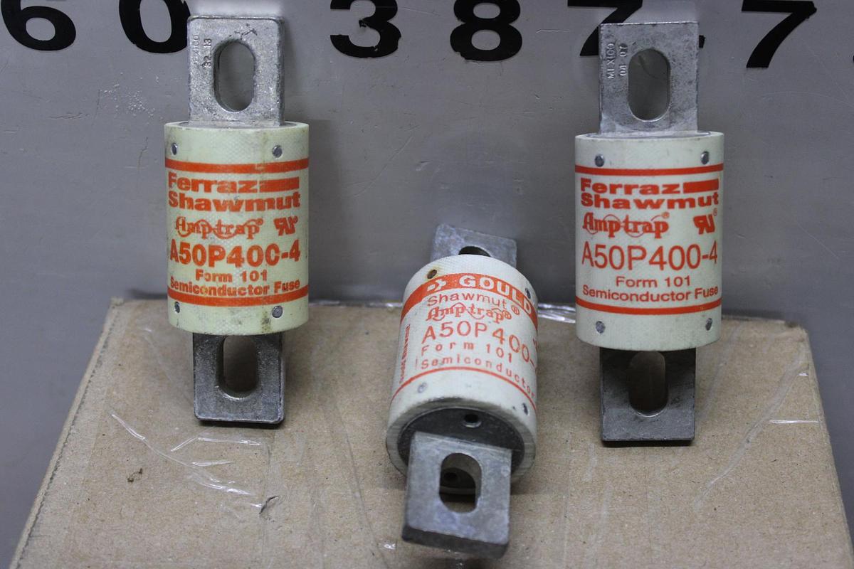 Used LOT OF 3 GOULD SHAWMUT AMPTRAP FUSES A50P400 400 AMP 500 VAC