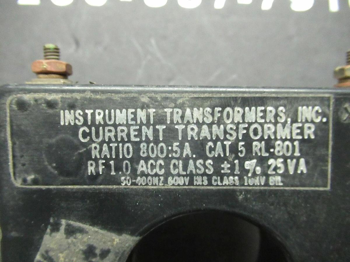 Used INSTRUMENT TRANSFORMERS CURRENT TRANSFORMER 5RL-801 800:5 A 50-400 HZ