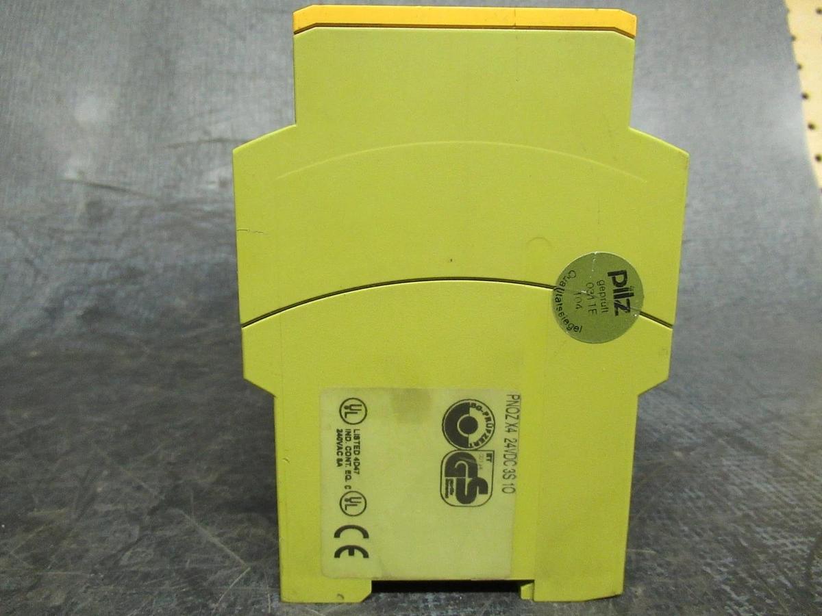 Used PILZ 2-CHANNEL SAFETY RELAY PNOZ-X4 C01C01N2-K011 240 VAC 8 AMP COIL: 24 VDC
