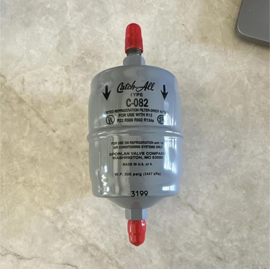 Used DWYER MAGNEHELIC PRESSURE / WATER LEVEL GAUGE 0-100 MM WATER 15 PSIG MAX