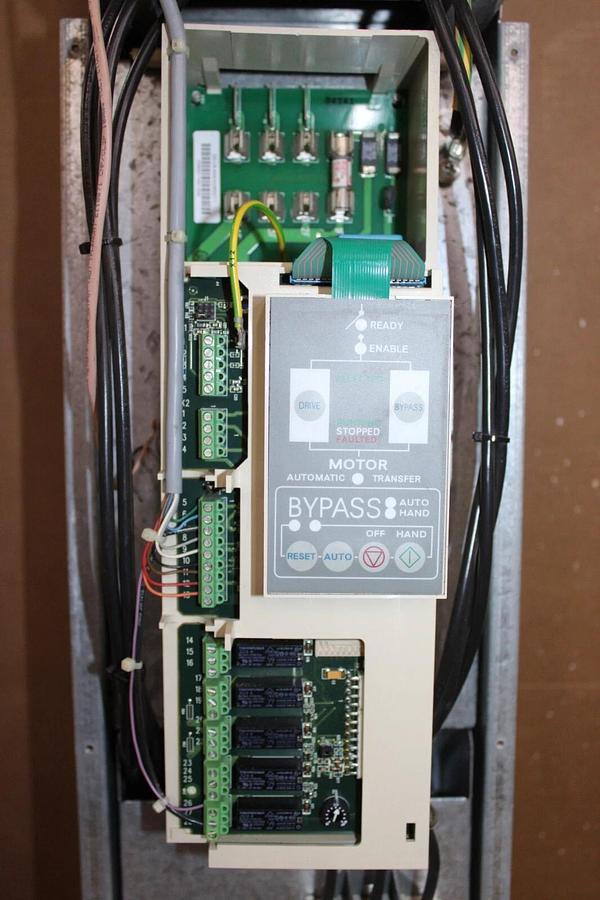 Used ABB VARIABLE SPEED DRIVE ACH401602532 480 VAC 3-PHASE *W/ BYPASS* *NO KEYPAD*