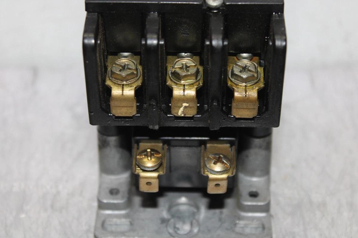 Used GENERAL ELECTRIC CONTACTOR CR353AB3CA1 25 AMP 600 VAC 3-POLE **WARRANTY**