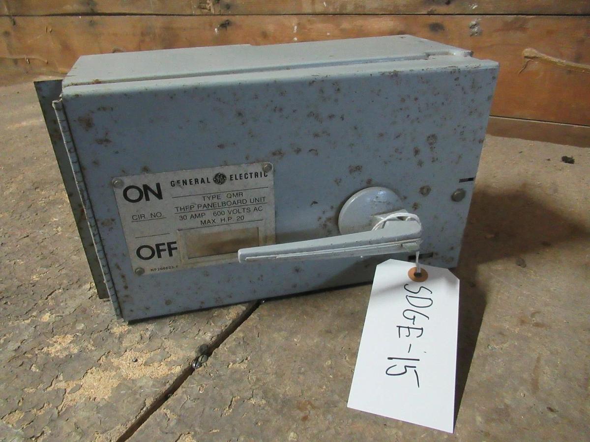 Used GENERAL ELECTRIC DISCONNECT THFP361L 600V 3 PHASE 30A TYPE 1 20HP **WARRANTY**