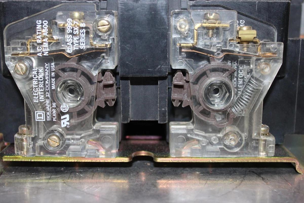 Used SQUARE D CONTACTOR 8502SF02 NEMA SIZE 4 600 VAC 100 HP COIL: 120 VOLT