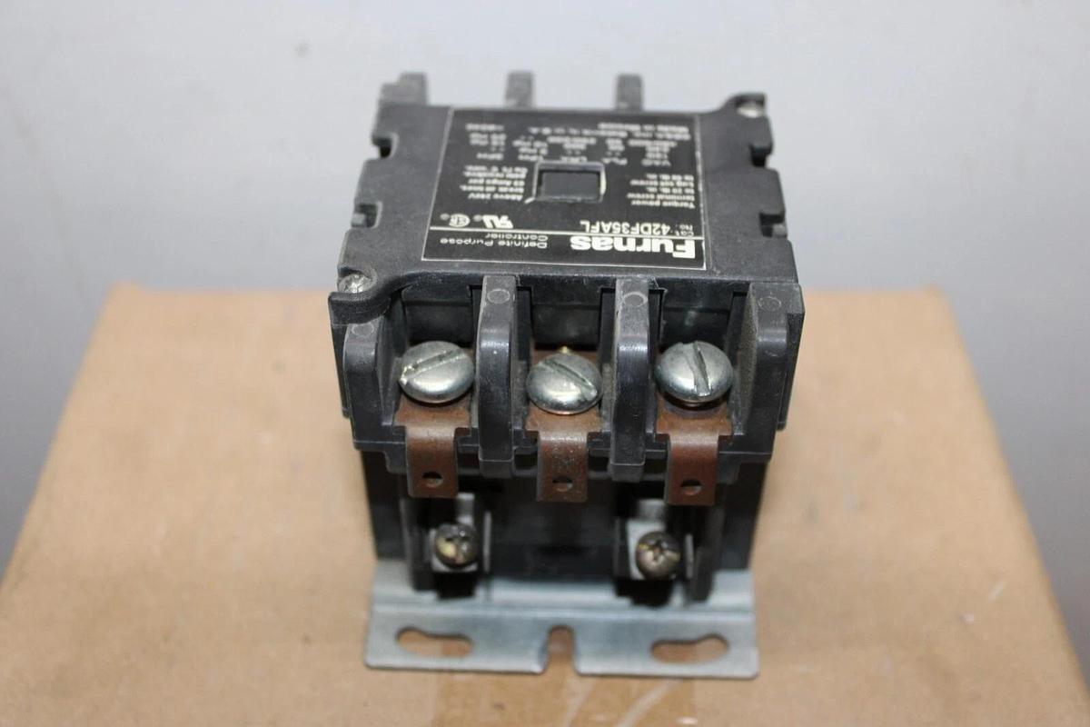 Used FURNAS DEFINITE PRUPOSE CONTACTOR 42DF35AFL 50 AMP 600 VAC 25 HP 3-PHASE