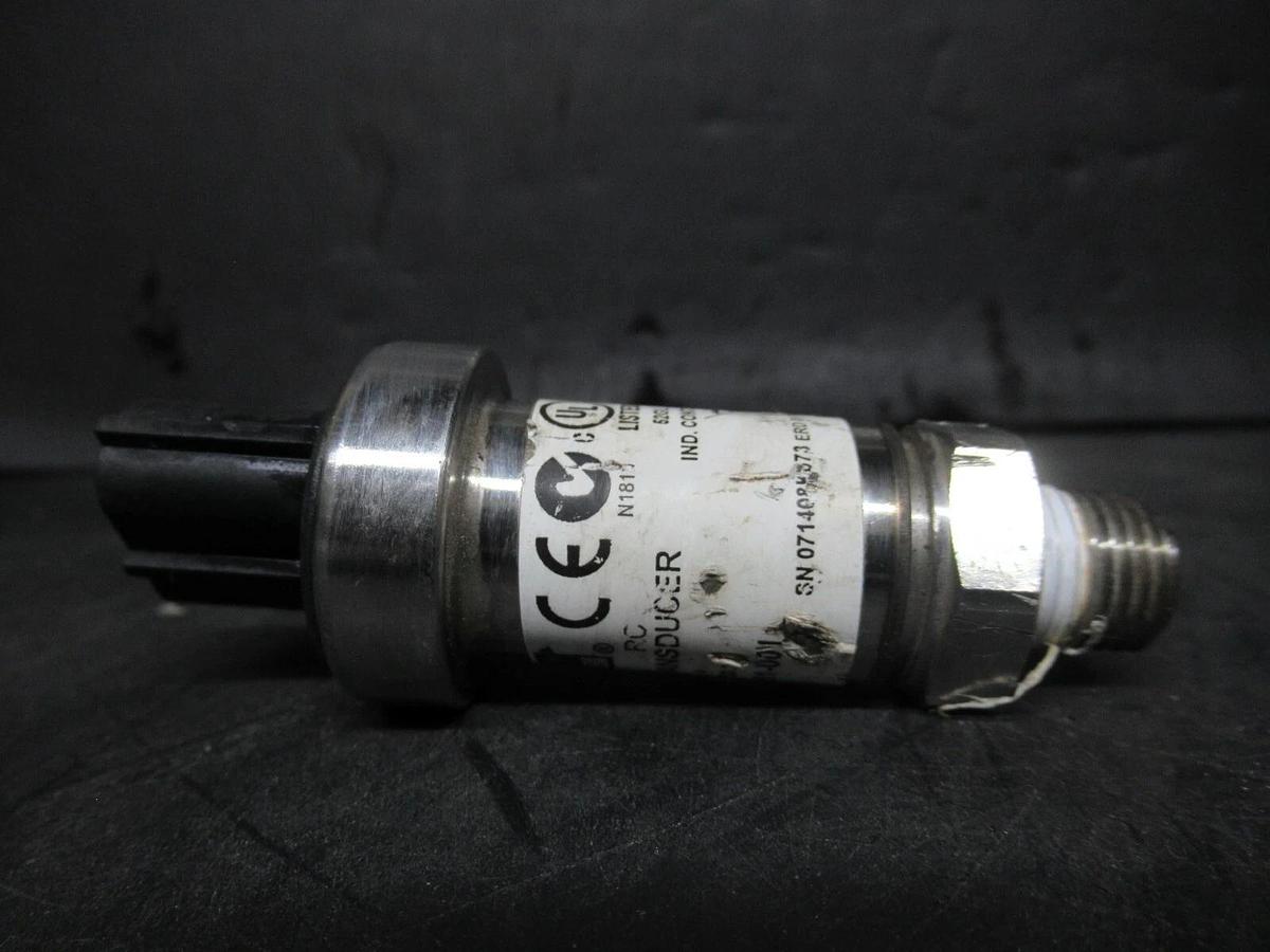 Used JOHNSON CONTROLS P499CFAB523 PRESSURE TRANSDUCER 40 PSIA 30 VDC 025-29151-001