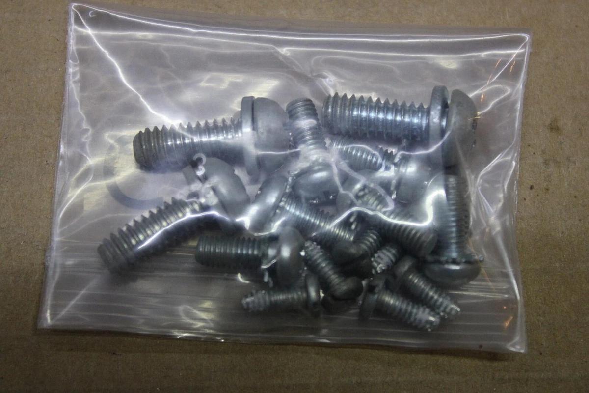 Used CUTLER HAMMER CIRCUIT BREAKER MOUNTING KIT FOR HFB BREAKERS **WARRANTY**