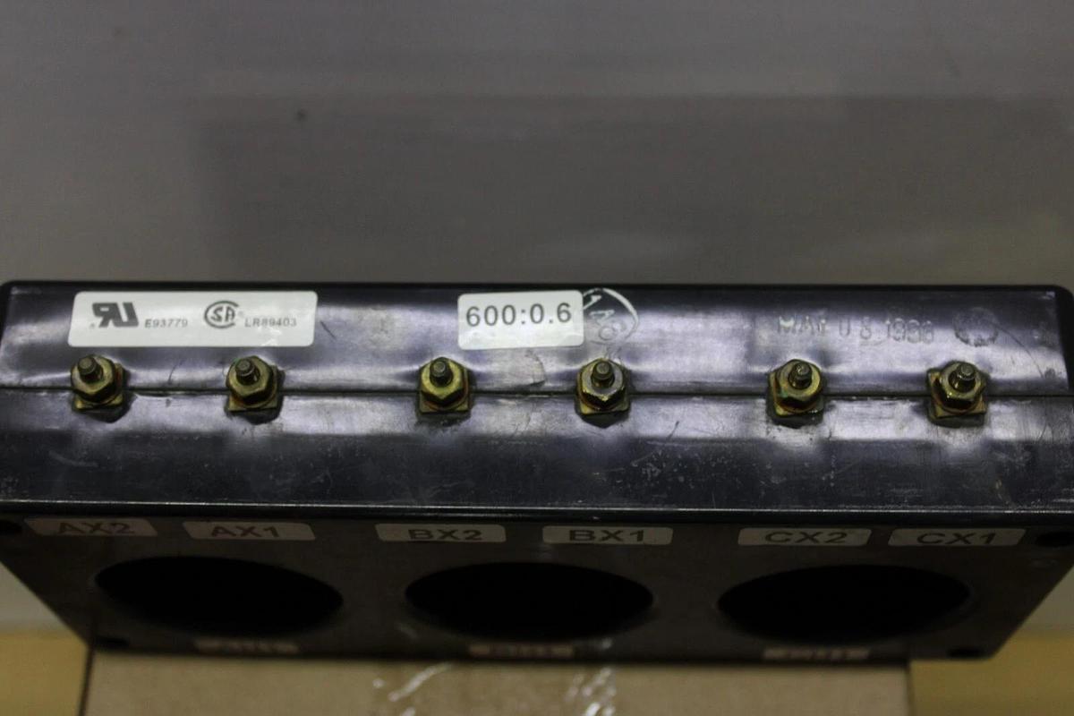 INSTRUMENT TRANSFORMERS 3P85-601-0.6 CURRENT TRANSFORMER CT 600:0.6 A 50-400 HZ