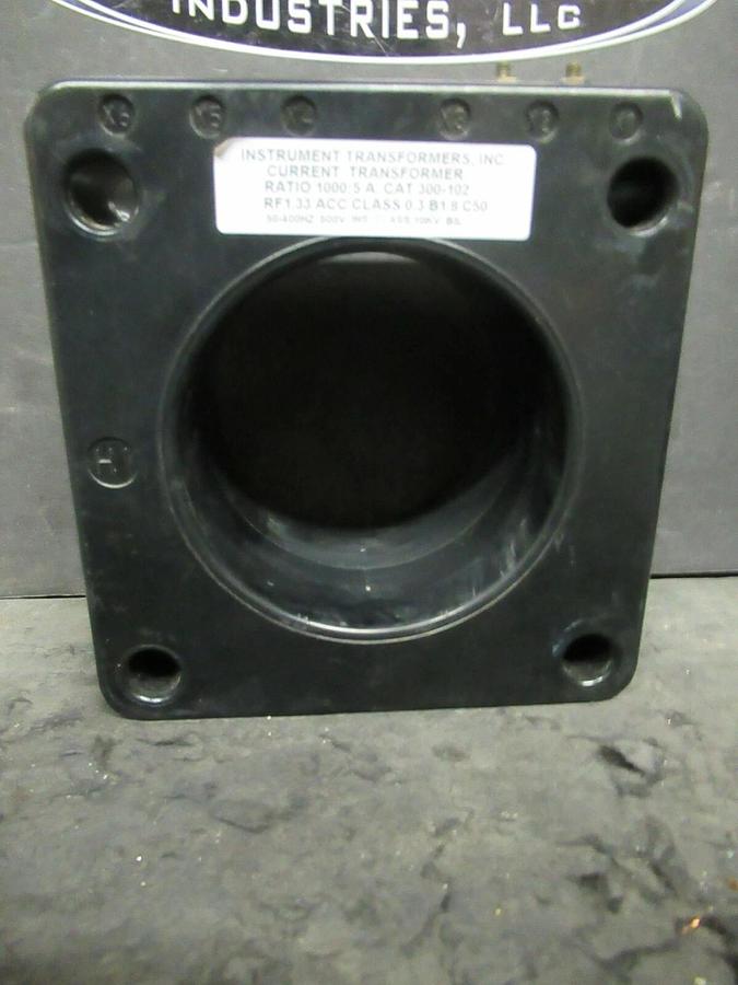 Used INSTRUMENT TRANSFORMERS CT CURRENT TRANSFORMER 300-102 1000:5 RATIO 50-400 HZ