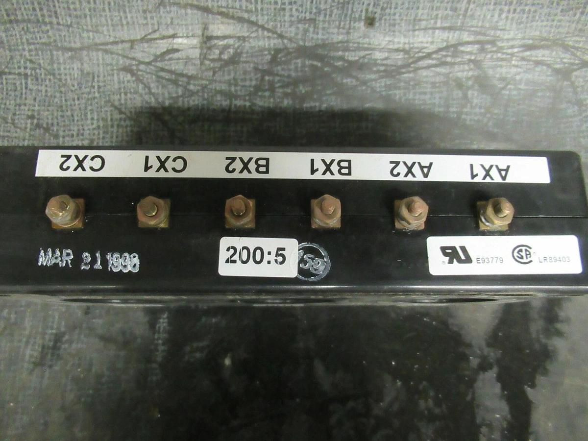Used CUTLER HAMMER CURRENT TRANSFORMER 2092A37H03 RATIO: 200:5 A KV: 10 **WARRANTY**