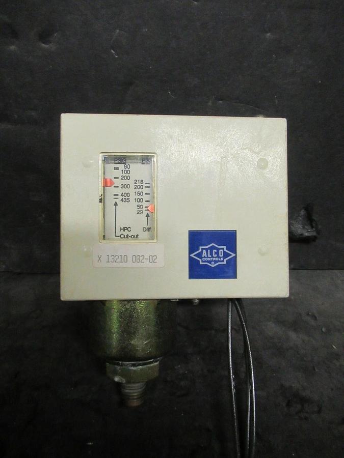 Used ALCO CONTROLS FF113-65 REFRIGERANT CONTROL PRESSURE SWITCH VALVE X13210082-02