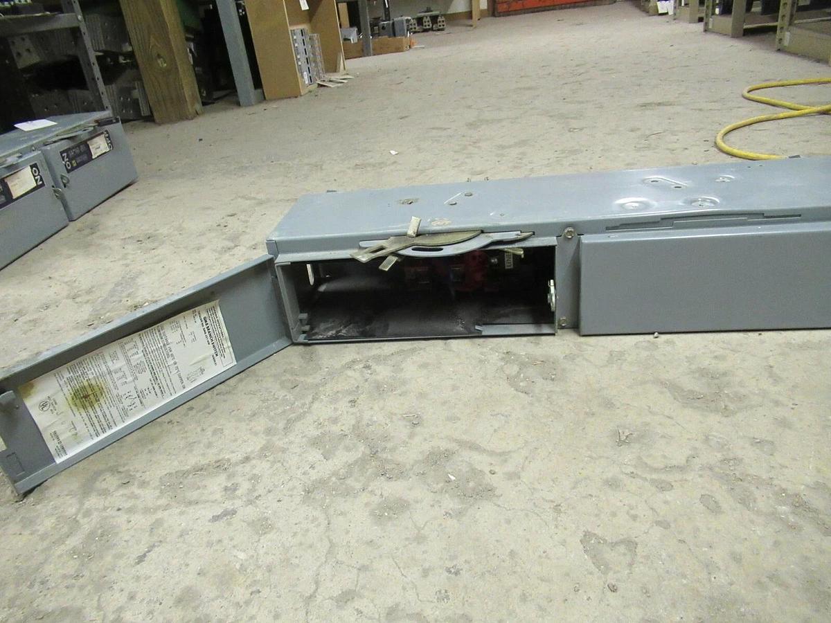 Used SQUARE D QMB321HW SERIES E1 30 AMP 240 VAC 3 POLE FUSIBLE BRANCH SWITCH