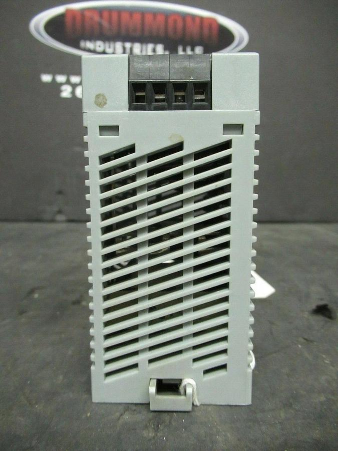 Used SOLA POWER SUPPLY SDP 1-24-100T 115/230 VAC 0.7/0.4 AMP TO 14 VDC 1.3 AMP