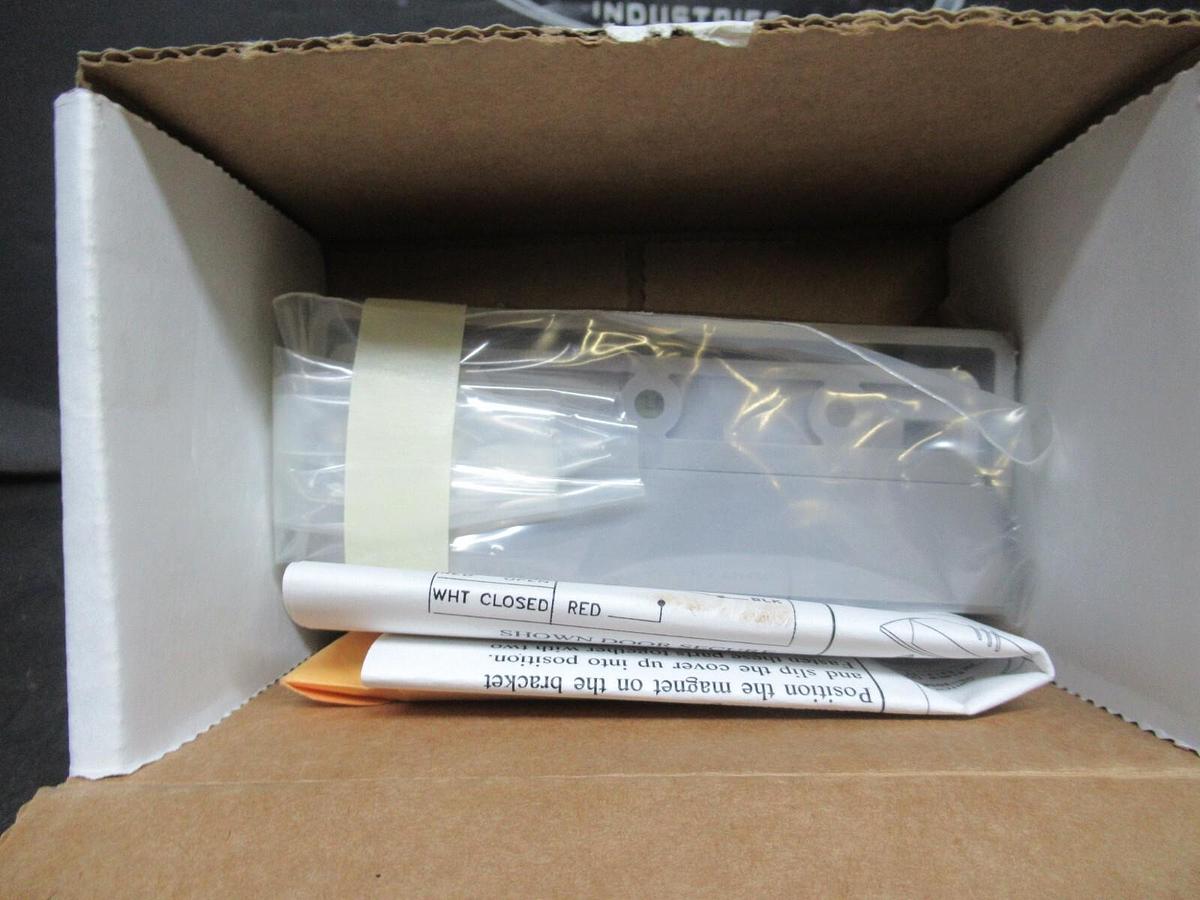 NEW IN BOX DETEX MAGNETIC SWITCH MS-2409S FOR EXIT ALARMS **WARRANTY INCLUDED**