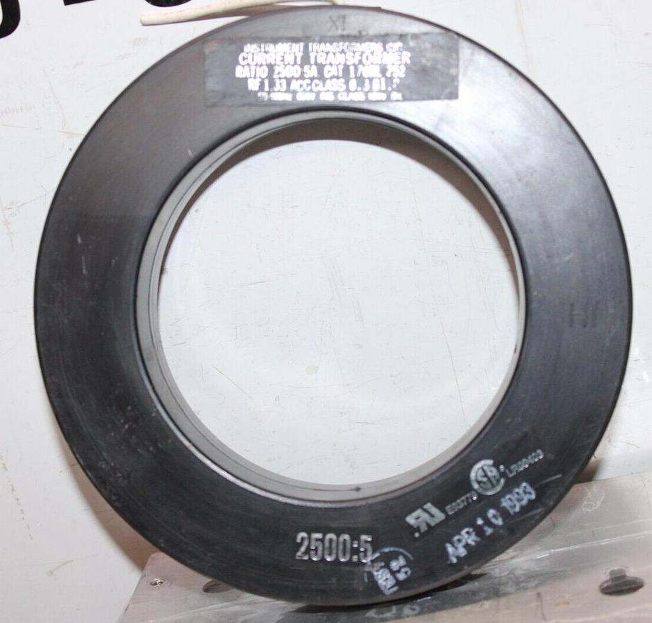 Used INSTRUMENT TRANSFORMERS CURRENT TRANSFORMER 170-RL-252 2500:5 50-400HZ 600V