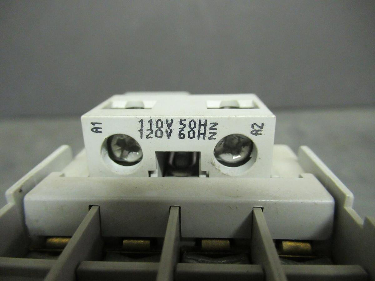 Used ALLEN BRADLEY CONTACTOR 100-C09*10 SER. A 25 AMP 600 VAC **WARRANTY INCLUDED**