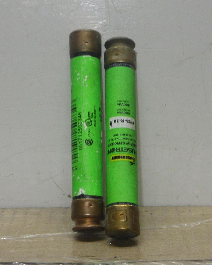 Used LOT OF 2 FERRAZ SHAWMUT FUSES TRS15R 15 AMP 600V DUAL ELEMENT TIME-DELAY