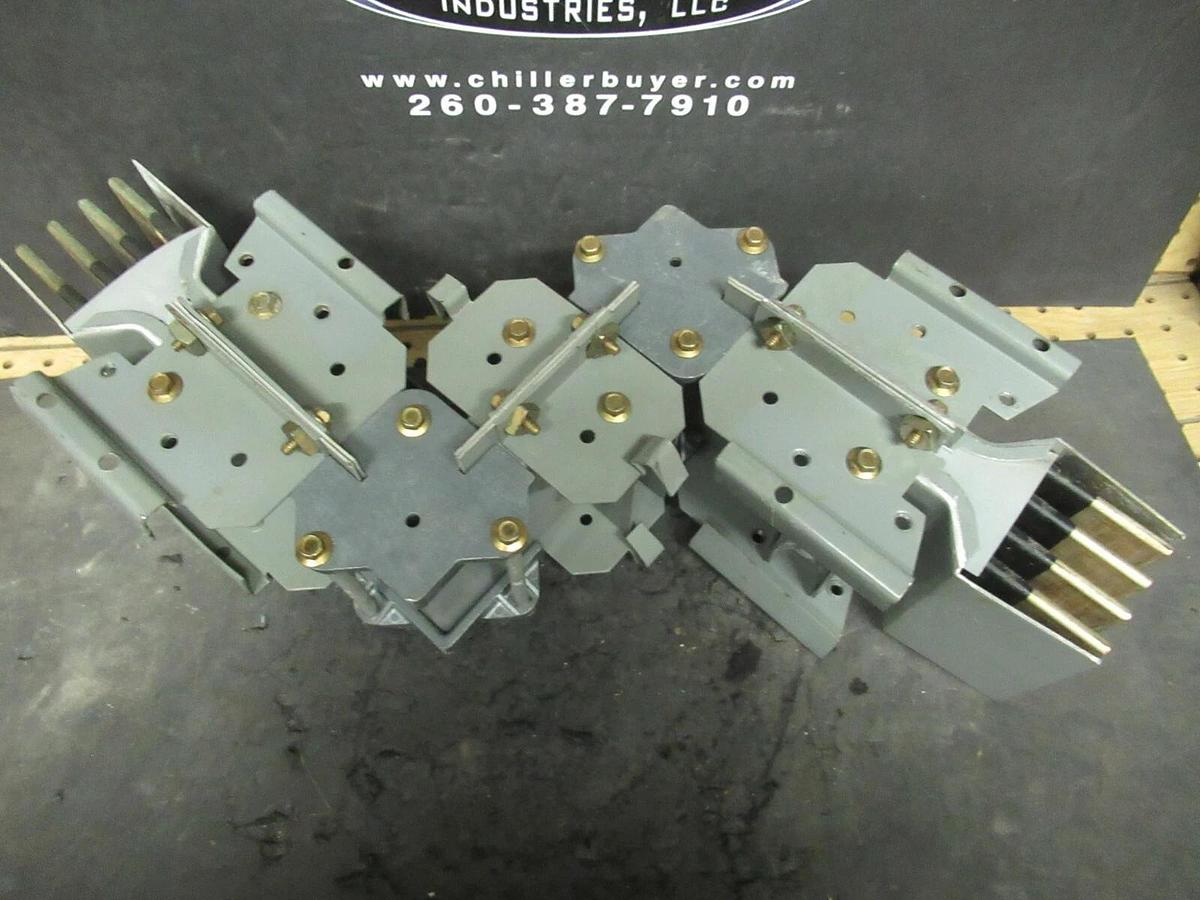 Used 1200 AMP SQUARE D CF2512G290ES1107B11 3 PH 4 W 600 V BUSWAY OFFSET COPPER I-LINE