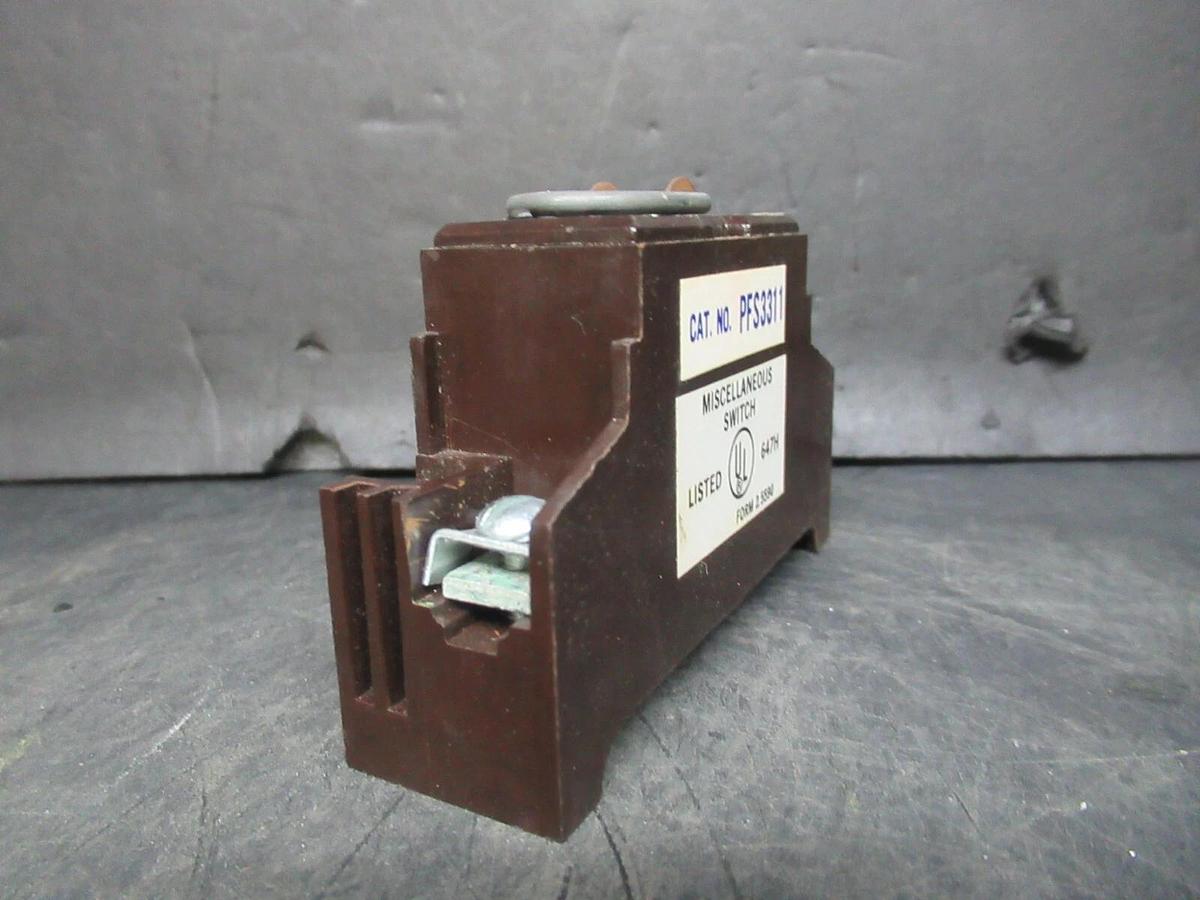 Used CUTLER HAMMER PULL OUT SWITCH DEAD FRONT FUSE PFS3311 3 PHASE 7.5 HP *WARRANTY*