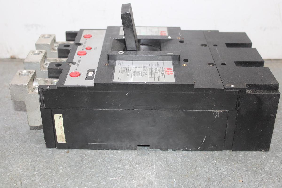 SIEMENS HACR CIRCUIT BREAKER 3VA5215-5EC31 150 AMP 600 VAC 3-POLE