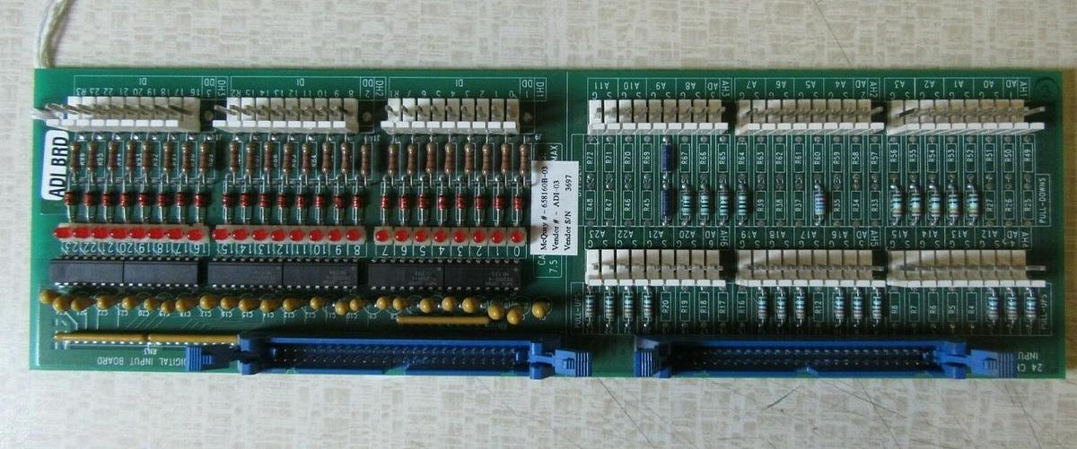 Used MCQUAY 24 CH ANALOG / DIGITAL INPUT CIRCUIT BOARD 658160B-03 CHILLER ADI-03