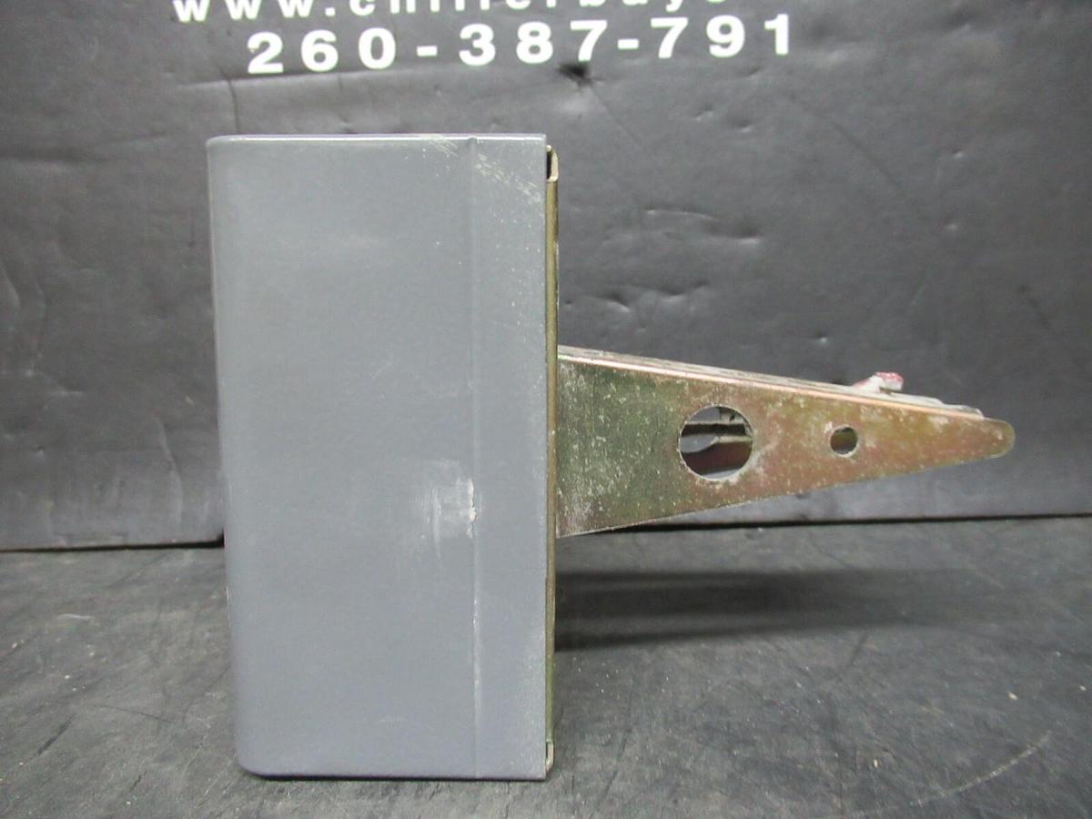 Used HONEYWELL TRADELINE LIMIT CONTROL L4029E-1011 **WARRANTY INCLUDED**