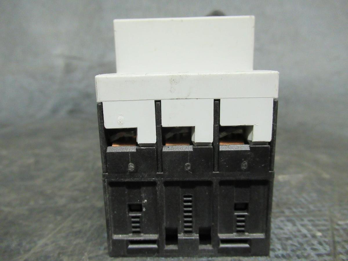 Used SIEMENS MANUAL MOTOR START 3RV1011-0AA15 600V 0.16A **WARRANTY INCLUDED**