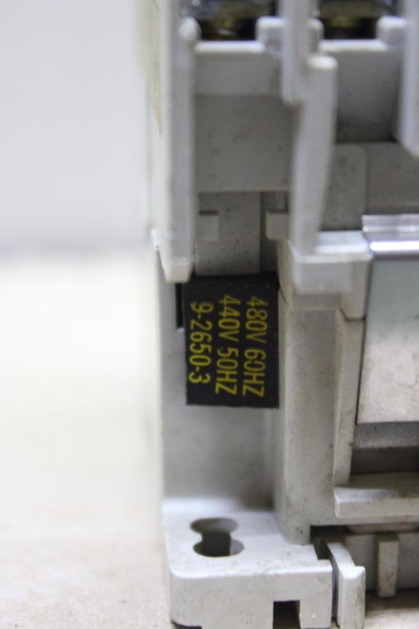 Used ELECTRONIC CONCEPTS CAPACITOR 3MPA2926E1 PN-66368 750 VDC 530 VAC 92uF