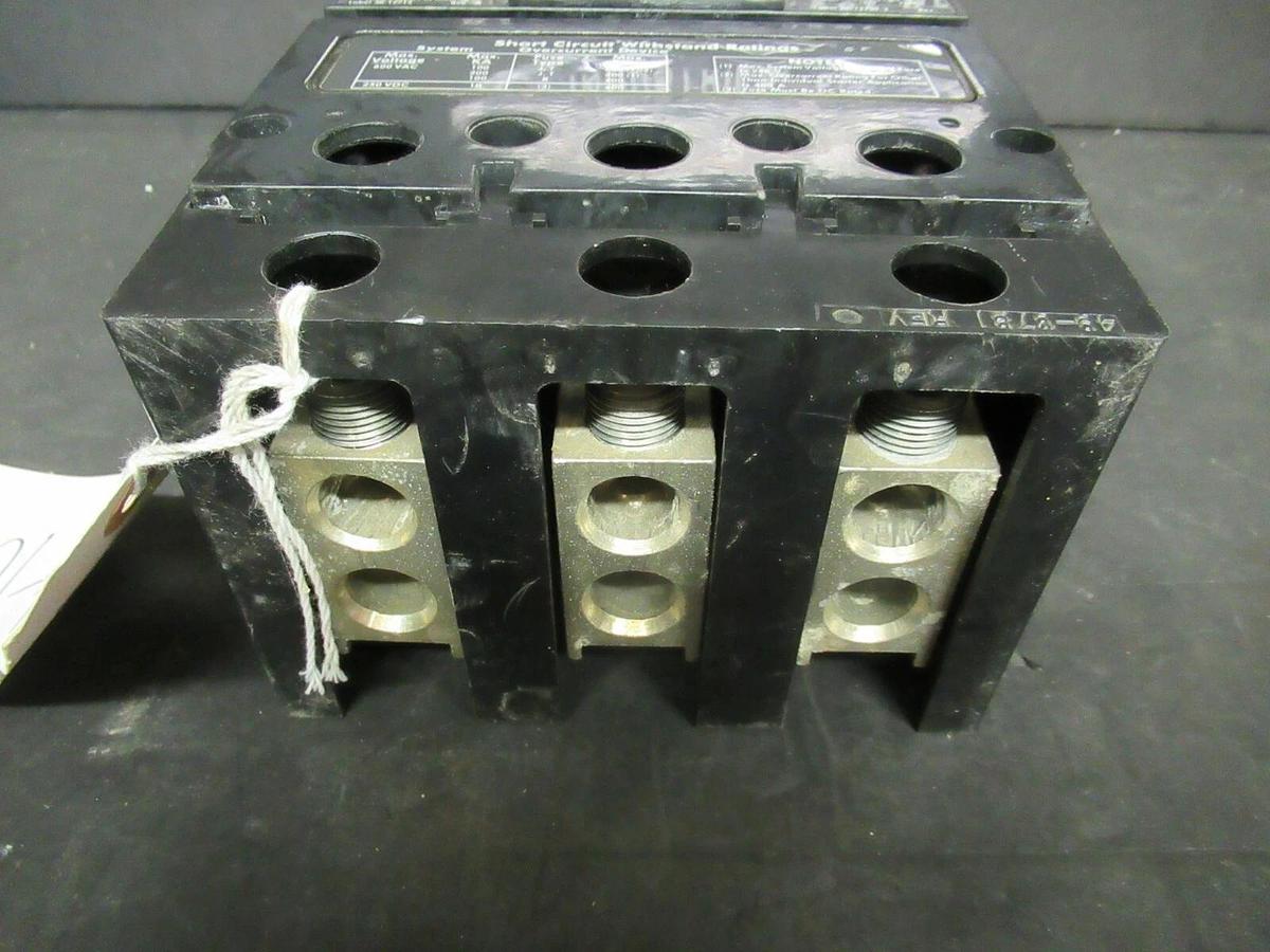 Used CUTLER-HAMMER CIRCUIT BREAKER KS36040YD KS-Y 400 AMP 600 VAC 3-POLE 3-PHASE