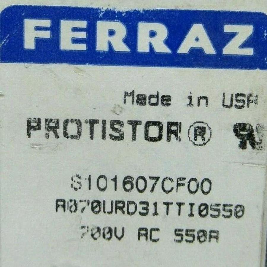 Used FERRAZ SHAWMUT PROTISTOR FUSE S101607CF00 550 AMP 700 VAC R070URD31TTI0550