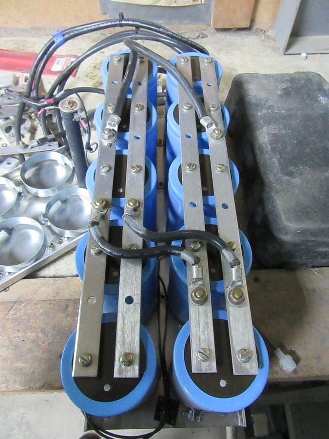 Used EATON DC CAPACITOR BANK ASSEMBLY 101614091 21" L x 6 3/4" W x 14 1/4" Tall