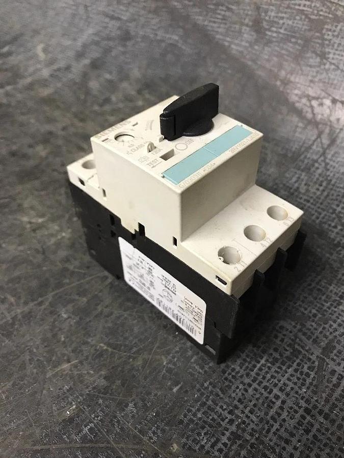 Used SIEMENS MANUAL MOTOR START 3RV1021-1JA10 600V 10A 10HP G/030311