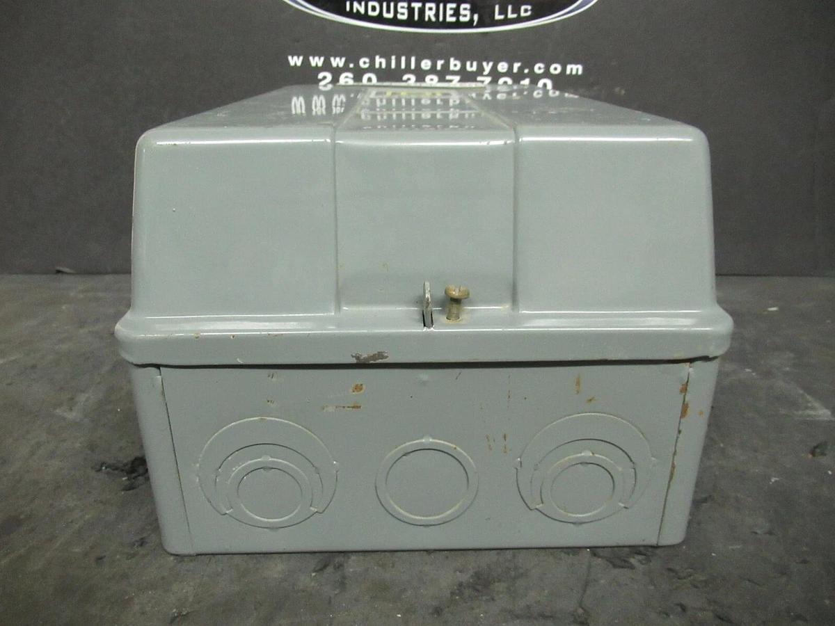 Used SQUARE D CLASS 8903 TYPE LXG 30 SERIES B CONTACTOR / STARTER ENCLOSURE 12 X 7.25