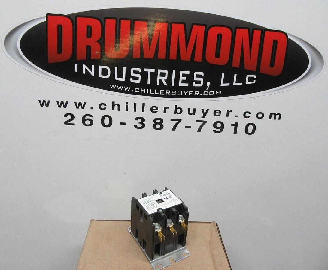 Used TRANE CONTACTOR CTR02580 30 AMP 600 VAC 3-PHASE 20 HP COIL: 120 VOLT