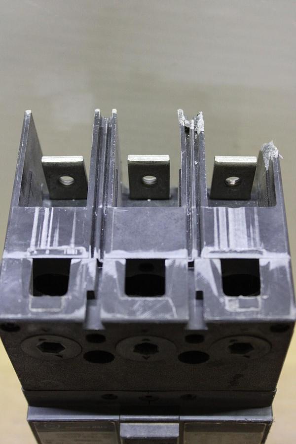 Used GE HI-BREAK CIRCUIT BREAKER SFHA36AT0250 225 AMP TRIP 600 VAC 3-POLE