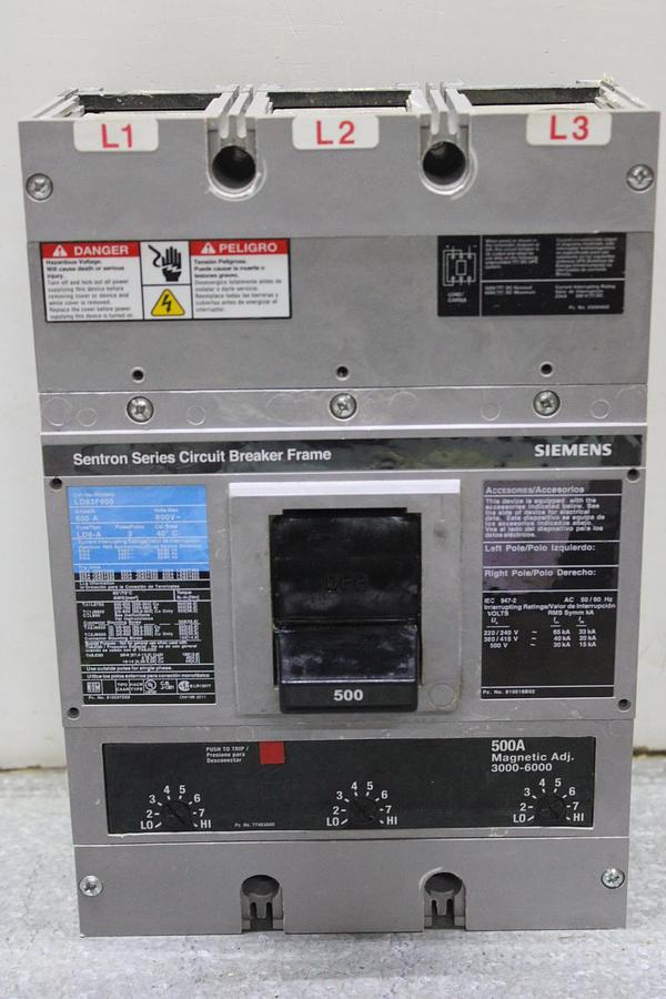 Used CUTLER-HAMMER TRI-PAC DE-ION CIRCUIT BREAKER NB3800PF 300 AMP 600 VAC 3-POLE