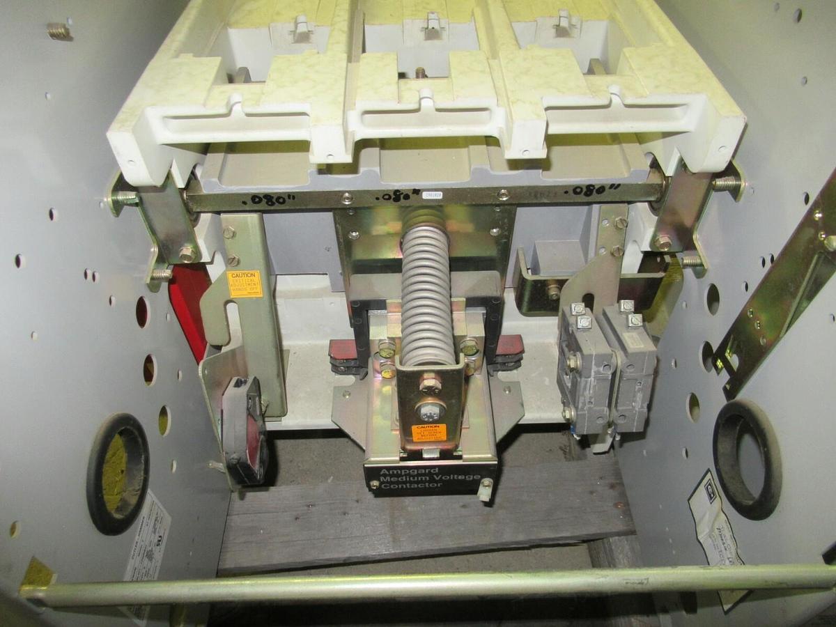 Used CUTLER HAMMER SRNR3NL4E1-C250MB44 / SJS50VW430 CONTACTOR 360 AMP 4160 VOLTS