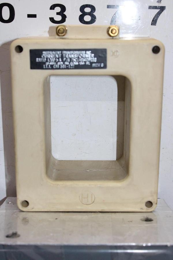 Used INSTRUMENT TRANSFORMERS CURRENT TRANSFORMER 561-122 75C149640P036 1200:5 600V