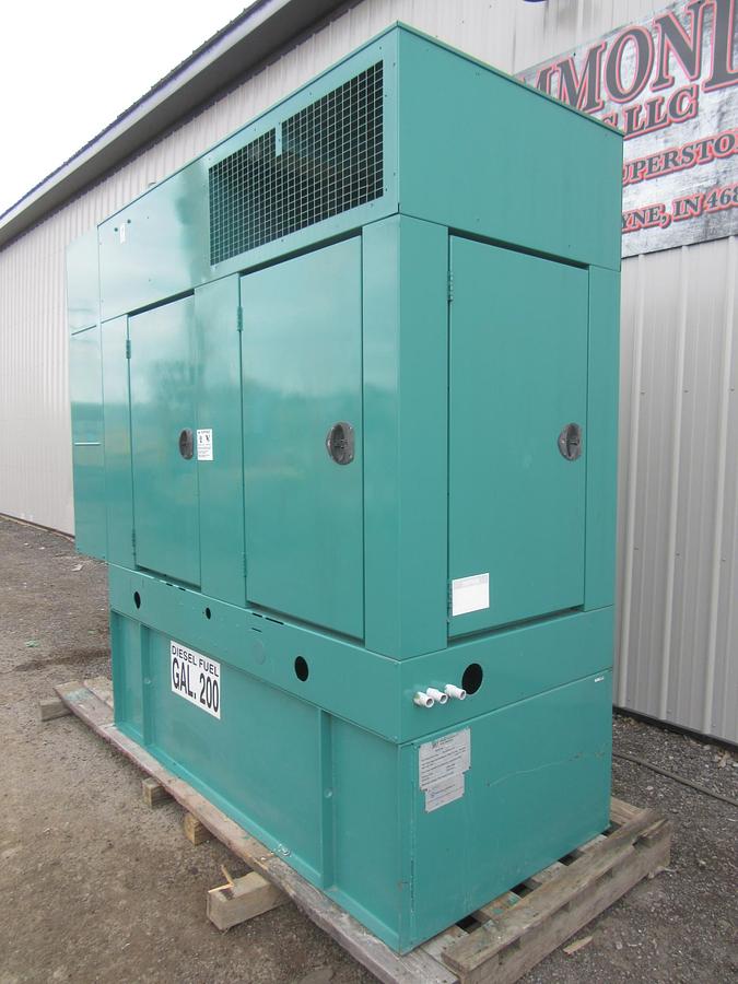Used 50 KW DIESEL GENERATOR CUMMINS 120/240V B3.3 G2 RECONNECTABLE VIDEO ENCLOSED