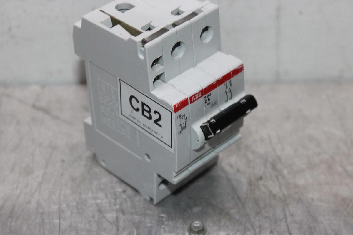 Used ABB CIRCUIT BREAKER S-262-D-8 400 VAC 8 AMP 2-POLE W/ AUXILIARY CONTACT